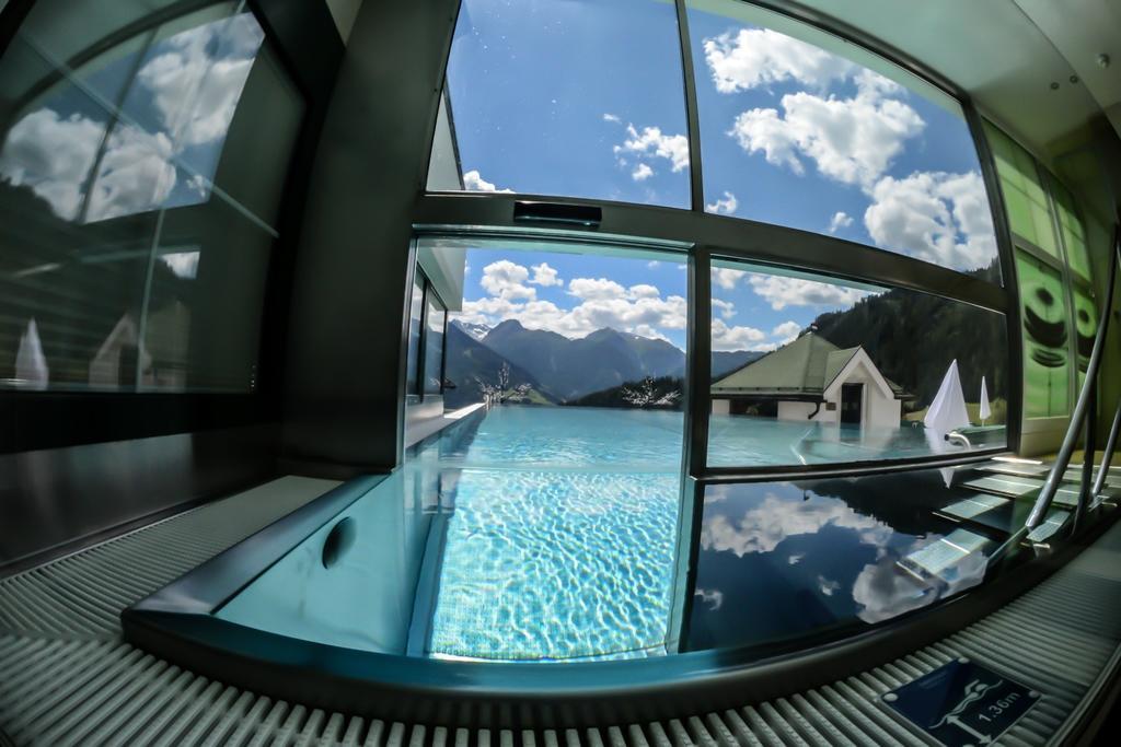 Hotel Jennys Schloessl Serfaus Buitenkant foto
