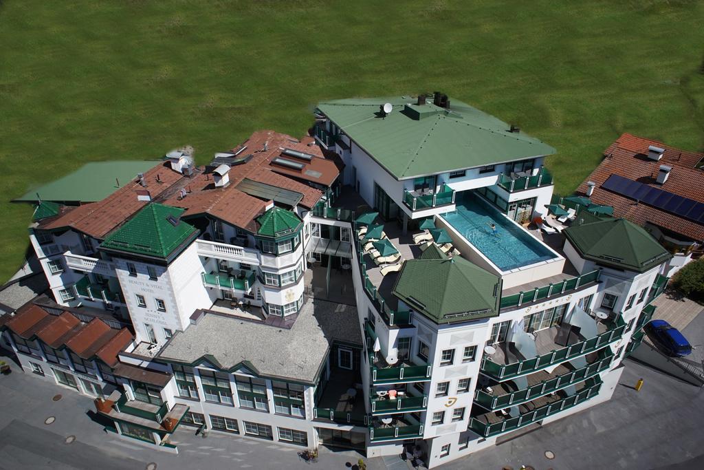 Hotel Jennys Schloessl Serfaus Buitenkant foto