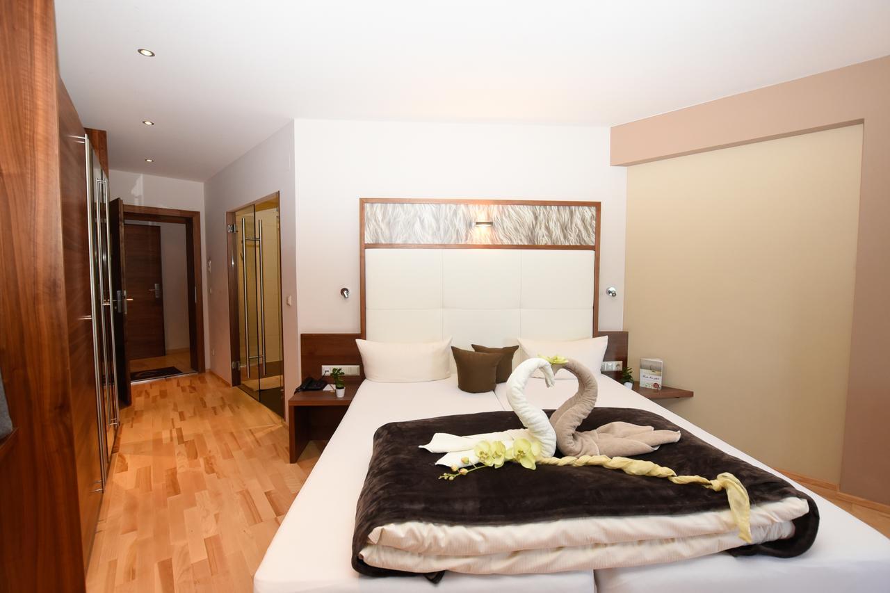 Hotel Jennys Schloessl Serfaus Buitenkant foto